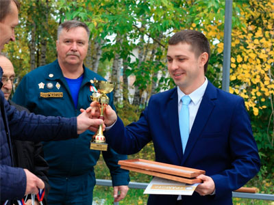 В середине октября на базе Байкальского поисково-спасательного отряда МЧС России (п. Никола) прошел областной смотр-конкурс профессионального мастерства «Лучший учитель ОБЖ»